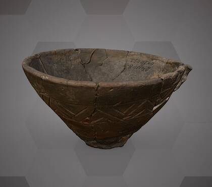 Picture of the 3D model of a clay bowl - side view