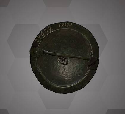 Picture of the 3D model of a bronze brooch - back view